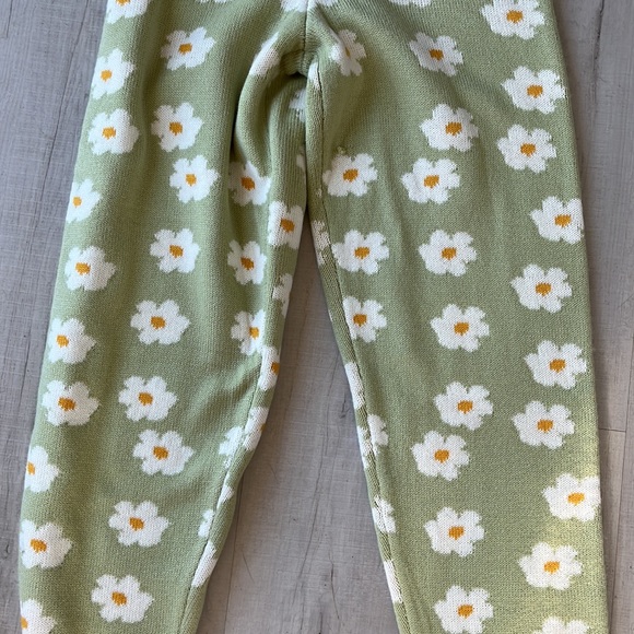 2 Piece Altar’d State Floral Knit Joggers and Cropped Tank Top - Picture 5 of 7